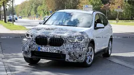 bmw-x1-refresh-spy-photos.webp