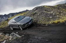 b7d7708d-lamborghini-sends-urus-to-iceland-47.webp