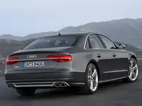 Audi-S8-2014-1600-0d.webp