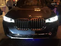 BMW-X7-live-photos-04.webp