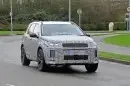 2020-land-rover-discovery-sport-spied-in-uk-with-full-redesign-thumbnail_3.webp