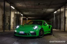 2019-Porsche-911-GT3-RS-18.webp