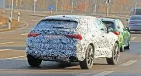 c597ba9a-2020-audi-rs-q4-08-300x163.webp