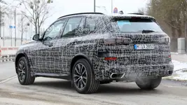 2019-bmw-x5-spy-photo8.webp