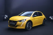 S0-peugeot-208-tous-les-secrets-de-la-nouvelle-citadine-du-lion-581508.webp