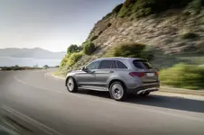 1c5d343c-2020-mercedes-glc-facelift-2.webp