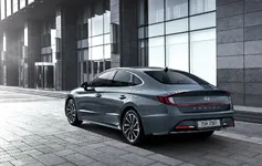 5527d2e1-2020-hyundai-sonata-2_1.webp