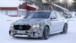 2021-mercedes-amg-e63-facelift-spy-shot (2).webp