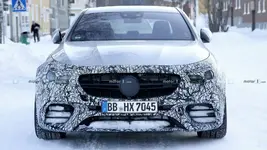 2021-mercedes-amg-e63-facelift-spy-shot.webp