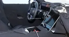 15bb3608-mercedes-s-class-interior-2-copy-300x163.webp