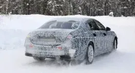 4692d083-2020-mercedes-benz-s-class-spy-shots-10-300x163.webp