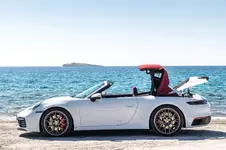 19207aa9-2020-porsche-911-cabriolet-5.webp