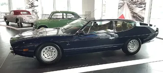 1976-Lamborghini-Espada-2.webp