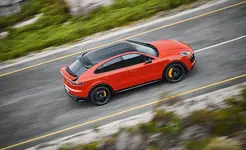 2020-porsche-cayenne-coupe-103-1553104604.webp