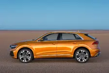 2019-Audi-Q8-Side-Dragon-Orange.webp