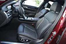 2019-BMW-M760Li-Facelift-G12-LCI-Individual-Interieur-06-1024x678.webp