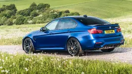 bmw_m3_cs_11.webp