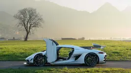 koenigsegg-jesko-in-lucerne.webp