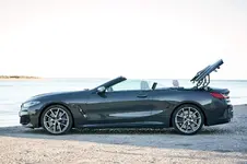 0149d77e-2019-bmw-8-series-convertible-27.webp