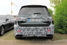 2020-mercedes-amg-gls-63-shows-awesome-emerald-green-paint_8.webp