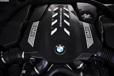 2019-BMW-M850i-Coupe-8er-G15-Innenraum-NN20-750x500.webp