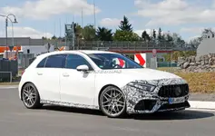cdf08524-2020-mercedes-amg-a45-spy-shots-13.webp