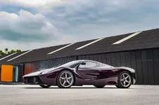 ferrari_leferrari_014.webp