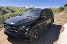 2020-mercedes-benz-gls-450-first-drive-38406-700x467-c.webp