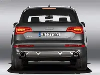Audi-Q7-2010-800-32.webp