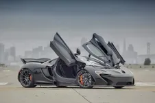 2-mclaren-p1-itzkirb-photography.webp