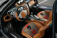 99f831b9-pagani-huayra-auction-4.webp