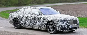 2021-rolls-royce-ghost-135553-7.webp