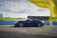 652384f5-porsche-718-cayman-gt4-78.webp