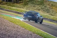 b4c992e2-porsche-718-cayman-gt4-85.webp