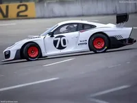 Porsche-935-2019-800-16.webp