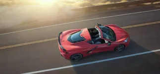 2020-Chevrolet-Corvette-Stingray-005.webp