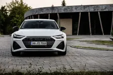 698ba6d2-2020-audi-rs7-03.webp