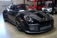 2018-porsche-911-gt2-rs (1).webp