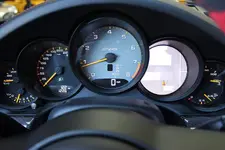 2018-porsche-911-gt2-rs (5).webp