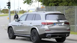 mercedes-maybach-gls-spy-photos (7).webp