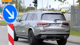 mercedes-maybach-gls-spy-photos (8).webp