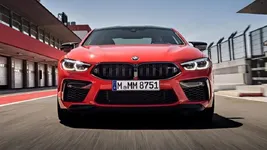 bmw_m8_coupe_fire_red_029.webp