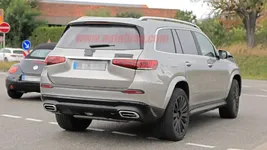 MaybachGLS12707-copy (1).webp