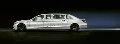 Mercedes_Benz_Guard_Daimler_19C0604_034.webp