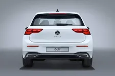 9tro-volkswagen-golf-mk-8-quiet-revolution-uso_851315-09-19.webp