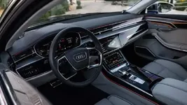2019 Audi S8-4.webp