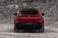 2021-aston-martins-dbx-unveiled-as-carmakers-first-full-size-5-seater_7.webp