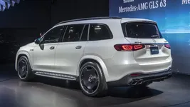 2021-mercedes-amg-gls-63-la-04.webp