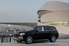 2021-Mercedes-Maybach-GLS-600-4MATIC-16.webp