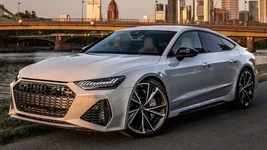 slide-4-of-7-2020-audi-rs7-sportback-in-glacier-white__377500_.webp